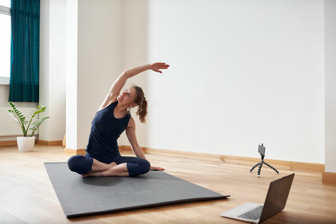 Zoom Yoga Kurse, zoom yoga, yoga zoom, zoom yoga meeting, online yoga zoom, zoom yoga online, yoga über zoom